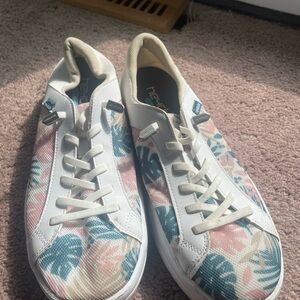 Hey dude sneaker